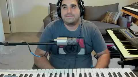 Snapshot of aaroleplayer chatting on July 12, 2026, 10:12 pm Aaron online show from July 12, 2026, 10:12 pm