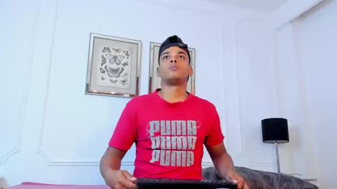 aaron_9827 online show from January 26, 2025, 6:48 pm