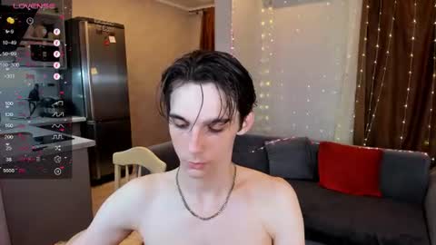 Snapshot of aaron_bang chatting on June 27, 2026, 8:14 pm Aaron Bang online show from June 27, 2026, 8:14 pm