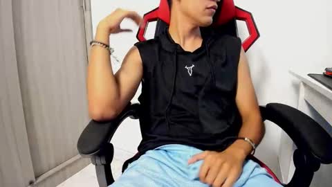 Aaron Blake08 online show from January 7, 2026, 4:59 am