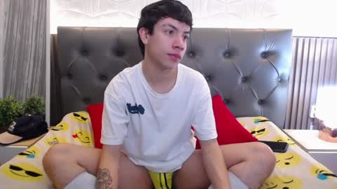Aaron online show from December 2, 2024, 12:29 pm