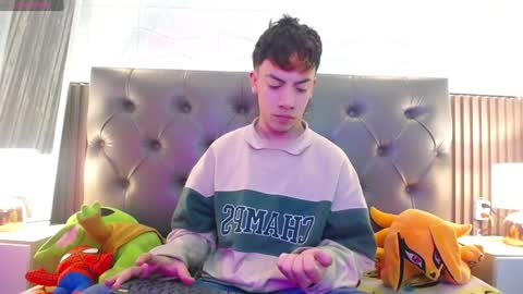 Aaron online show from January 30, 2025, 12:37 pm