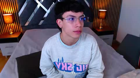 Aaron online show from October 6, 2025, 12:57 pm