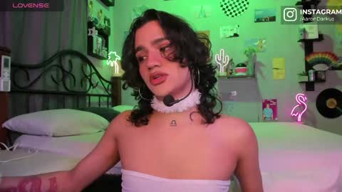 Aaron  online show from May 27, 2026, 2:41 am
