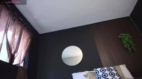 Aaron and Jassell online show from October 1, 2025, 3:18 pm