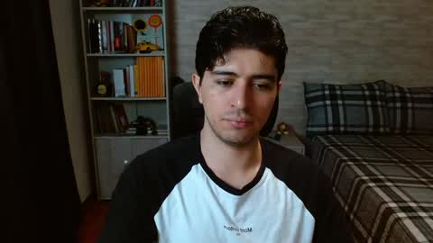 Aaron online show from May 15, 2026, 7:54 pm