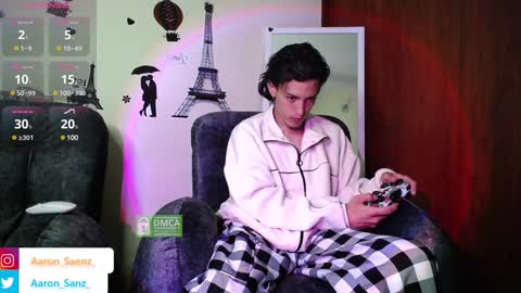 A A R O N online show from January 5, 2025, 3:43 am