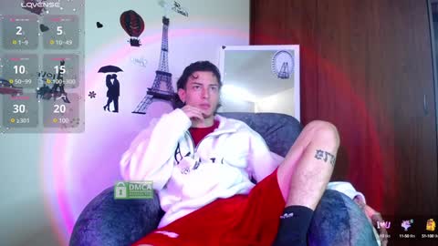 A A R O N online show from January 8, 2025, 6:31 pm