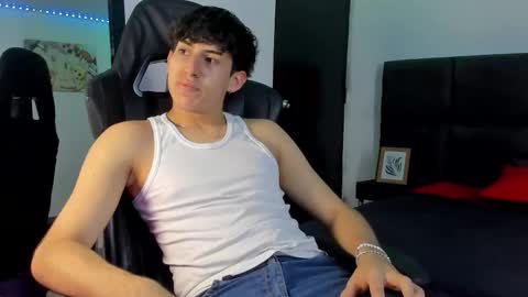 Aron online show from September 12, 2025, 7:14 pm