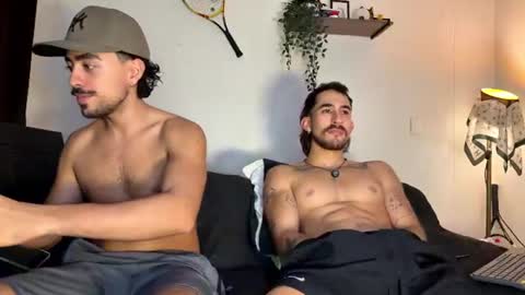 aaron_wheel online show from August 7, 2026, 2:13 am