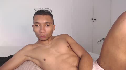 Heyy my name is Aaron online show from February 17, 2025, 5:10 pm
