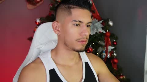AARON  online show from December 13, 2024, 2:10 am