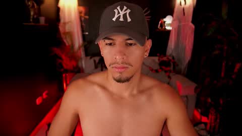 AARON  online show from October 3, 2025, 11:29 am