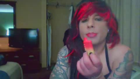 Snapshot of aaronprezent chatting on November 4, 2025, 10:25 am aaronprezent online show from November 4, 2025, 10:25 am