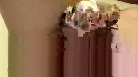 aaronreede12345432343 online show from February 26, 2025, 2:37 am