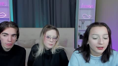 Fiona and Harry online show from December 28, 2024, 8:16 am