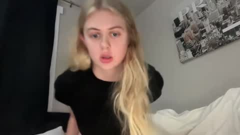 Snapshot of ababyy2901 chatting on October 8, 2025, 6:55 am ababyy2901 online show from October 8, 2025, 6:55 am