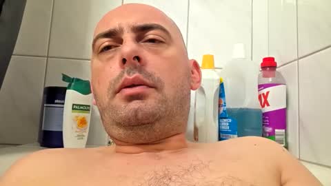 abas1986 online show from December 15, 2025, 10:08 am