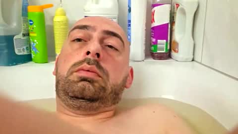 abas1986 online show from April 4, 2026, 9:29 am