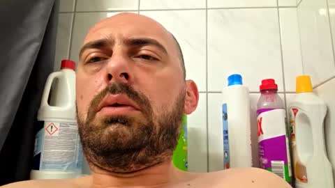 abas1986 online show from April 13, 2026, 9:37 am