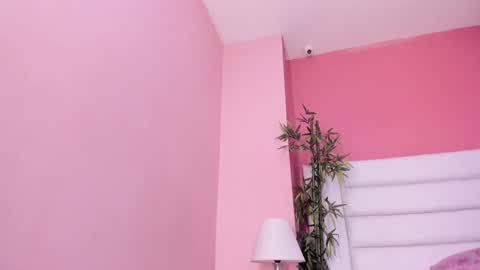 abbey_walker online show from December 24, 2024, 5:27 am