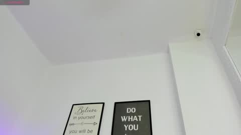 Snapshot of abbey_walker chatting on February 18, 2026, 11:06 am abbey_walker online show from February 18, 2026, 11:06 am