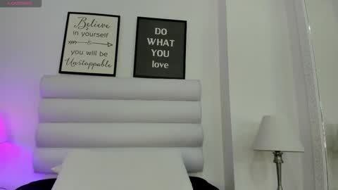 Snapshot of abbey_walker chatting on March 9, 2026, 11:03 am abbey_walker online show from March 9, 2026, 11:03 am