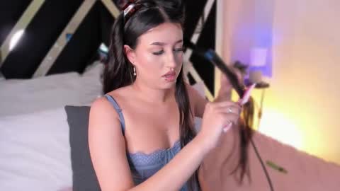 abbie online show from September 23, 2025, 7:28 pm