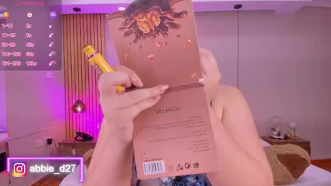 Snapshot of abbieedmond chatting on January 9, 2026, 4:04 am Abbie Edmond online show from January 9, 2026, 4:04 am