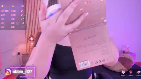 Snapshot of abbieedmond chatting on January 19, 2026, 4:16 am Abbie Edmond online show from January 19, 2026, 4:16 am