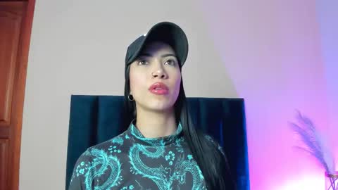 Snapshot of abbiejoness_ chatting on October 24, 2025, 11:28 am Abbie Joness online show from October 24, 2025, 11:28 am