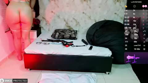 abbieowenx online show from May 12, 2026, 3:42 pm