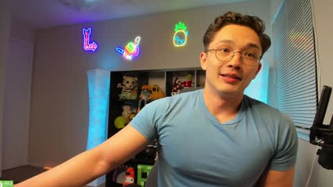 Snapshot of abbuddy920236 chatting on December 3, 2024, 5:09 am buddy online show from December 3, 2024, 5:09 am