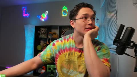 Snapshot of abbuddy920236 chatting on December 19, 2024, 5:07 am buddy online show from December 19, 2024, 5:07 am