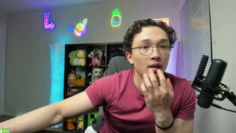 Snapshot of abbuddy920236 chatting on October 30, 2025, 3:19 am buddy online show from October 30, 2025, 3:19 am