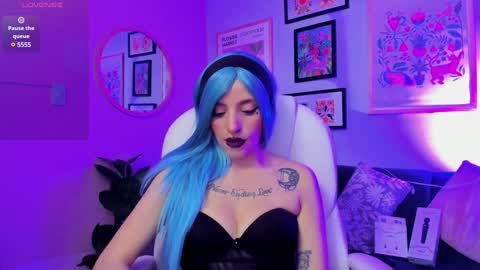 Abby  smiith online show from January 21, 2025, 5:05 am