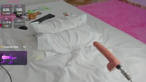 Snapshot of abby_anderson_ chatting on December 18, 2024, 4:39 pm . . online show from December 18, 2024, 4:39 pm