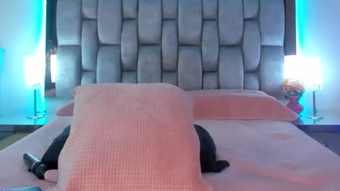 abby_blue01 online show from February 27, 2025, 2:42 am