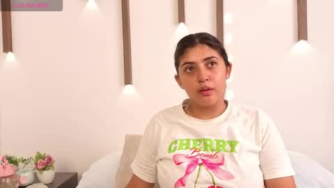 Abbygail online show from December 16, 2025, 12:21 pm