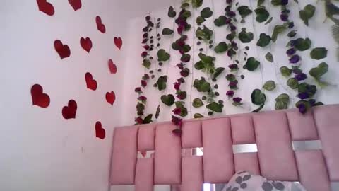 abby_moss_2 online show from May 5, 2026, 3:31 pm