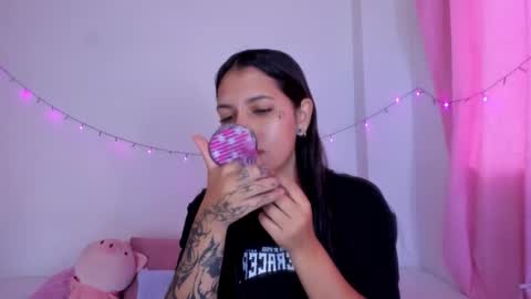 Snapshot of abby_rousee chatting on September 30, 2025, 12:43 pm abby_rousee online show from September 30, 2025, 12:43 pm