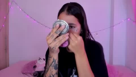 Snapshot of abby_rousee chatting on October 1, 2025, 1:06 pm abby_rousee online show from October 1, 2025, 1:06 pm