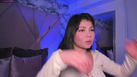 Abby Roux online show from December 15, 2025, 2:49 am