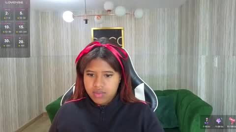 Snapshot of abby_t_ chatting on October 23, 2025, 2:55 am abby online show from October 23, 2025, 2:55 am