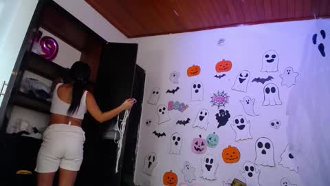 ABBY online show from October 20, 2025, 11:43 am