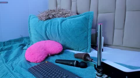 abbyadams23 online show from January 3, 2025, 2:10 am