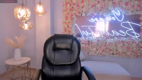 Snapshot of abbydalton chatting on October 7, 2025, 11:18 am Abby Dalton online show from October 7, 2025, 11:18 am