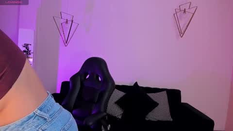 Snapshot of abbydalton chatting on October 10, 2025, 5:56 pm Abby Dalton online show from October 10, 2025, 5:56 pm