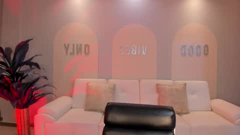 Snapshot of abbydalton chatting on October 19, 2025, 5:46 pm Abby Dalton online show from October 19, 2025, 5:46 pm