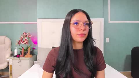 Abby Dixon  online show from February 13, 2026, 12:12 pm